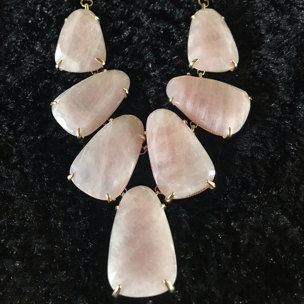 NWOT KENDRA SCOTT HARLOW NECKLACE